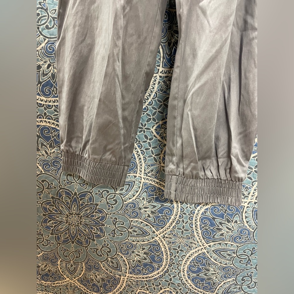 Gray casual everyday pants - Picture 9 of 11